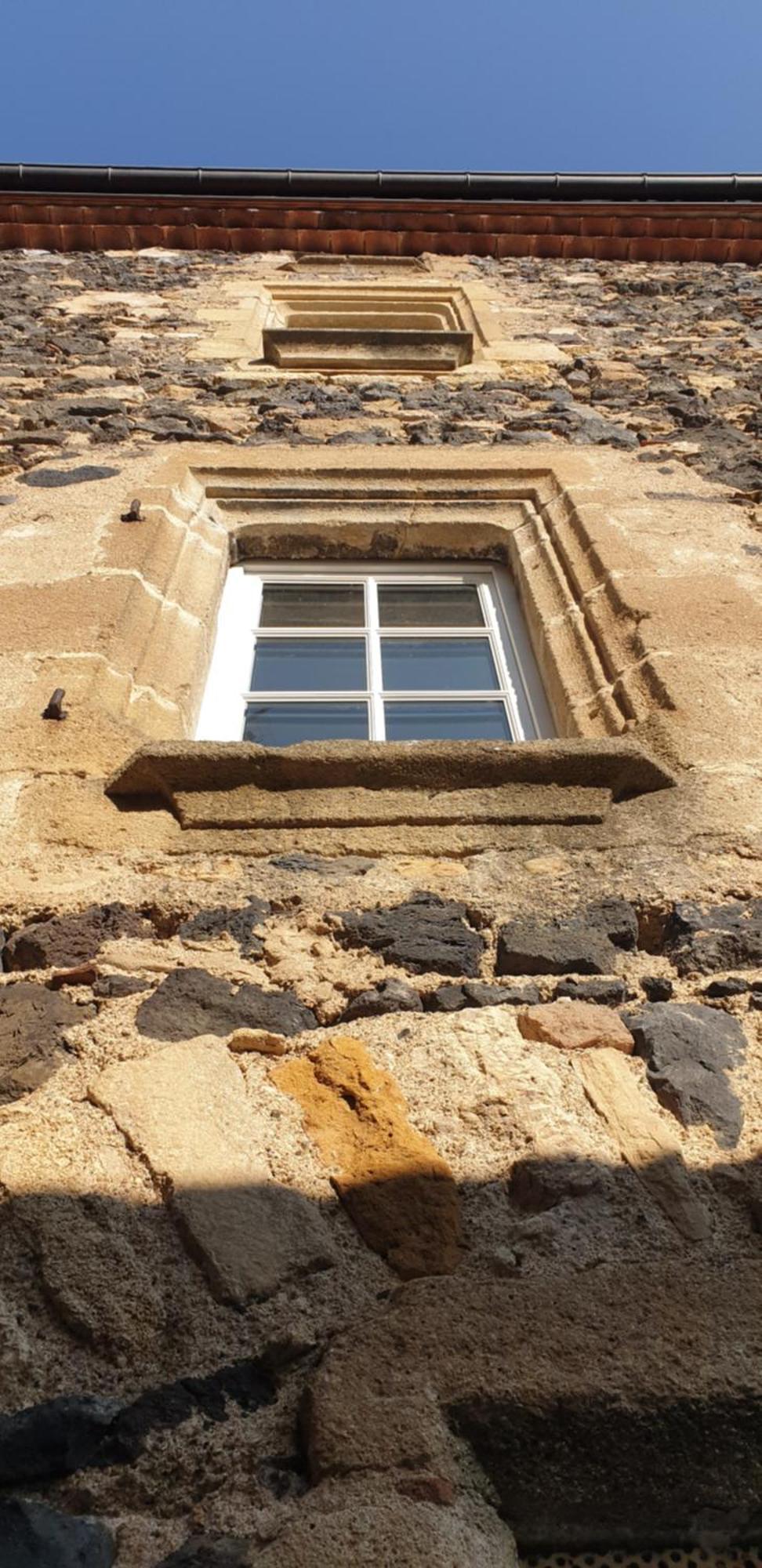 לינה וארוחת בוקר Saint-Saturnin  La Tour Noble מראה חיצוני תמונה