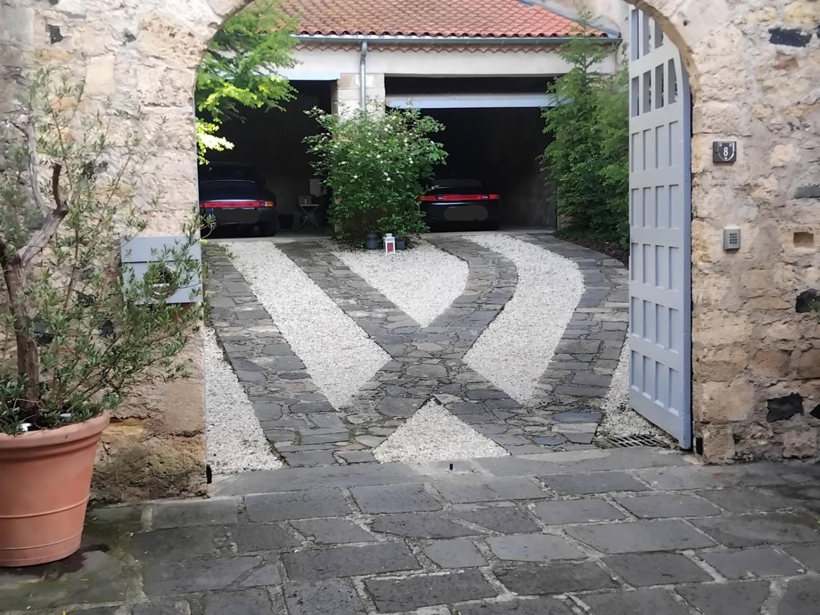 לינה וארוחת בוקר Saint-Saturnin  La Tour Noble מראה חיצוני תמונה